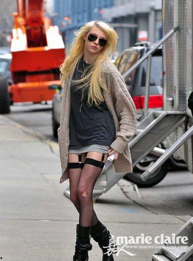 丝袜熟女妈跳舞