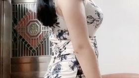 美女教师丝袜热舞视频,美女教师惊艳热力全开